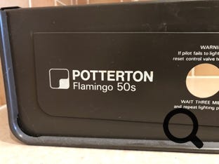 Flamingo 50s model label on lower controls cover.